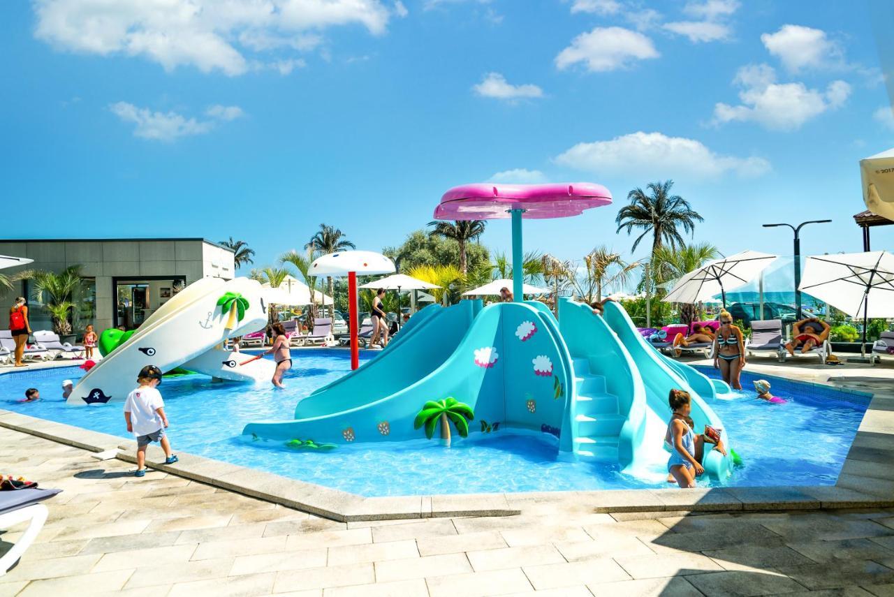 Năvodari Alezzi Beach Resort מראה חיצוני תמונה